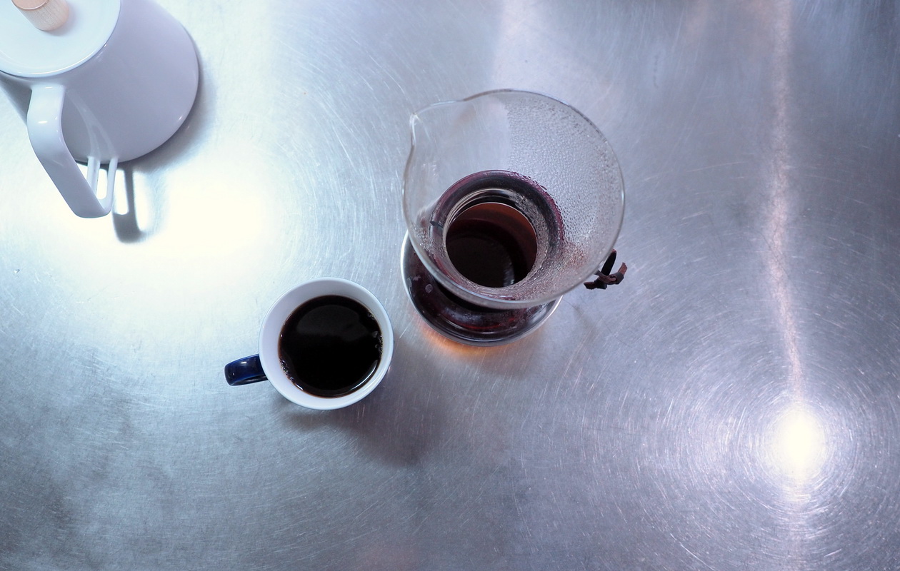 珈琲丸のコーヒー『エチオピア イルガチェフG1 ナチュラル』の抽出はネルドリップ_抽出完了