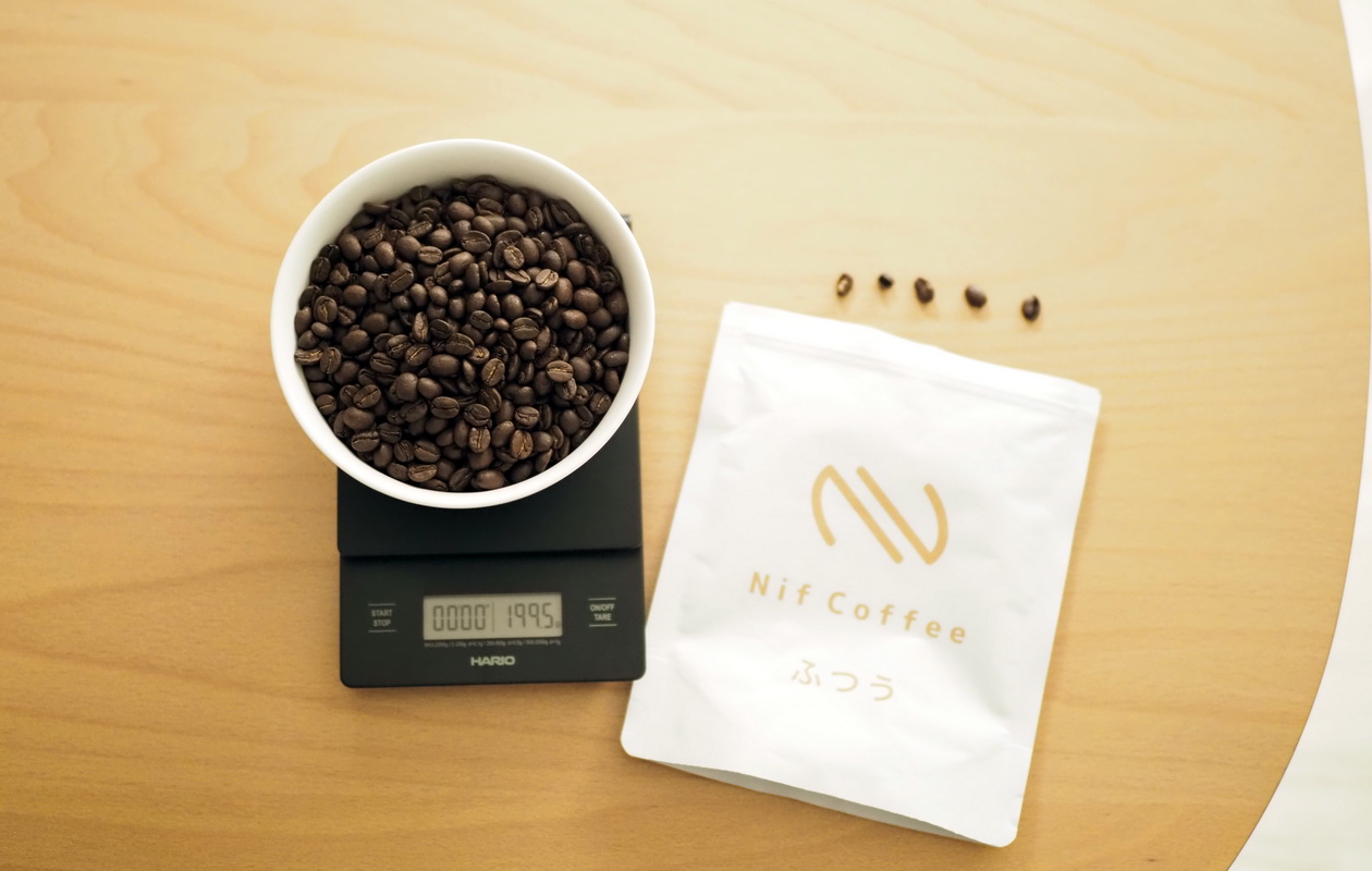 Nif Coffeeの「ふつう」コーヒー豆（欠点豆5個）